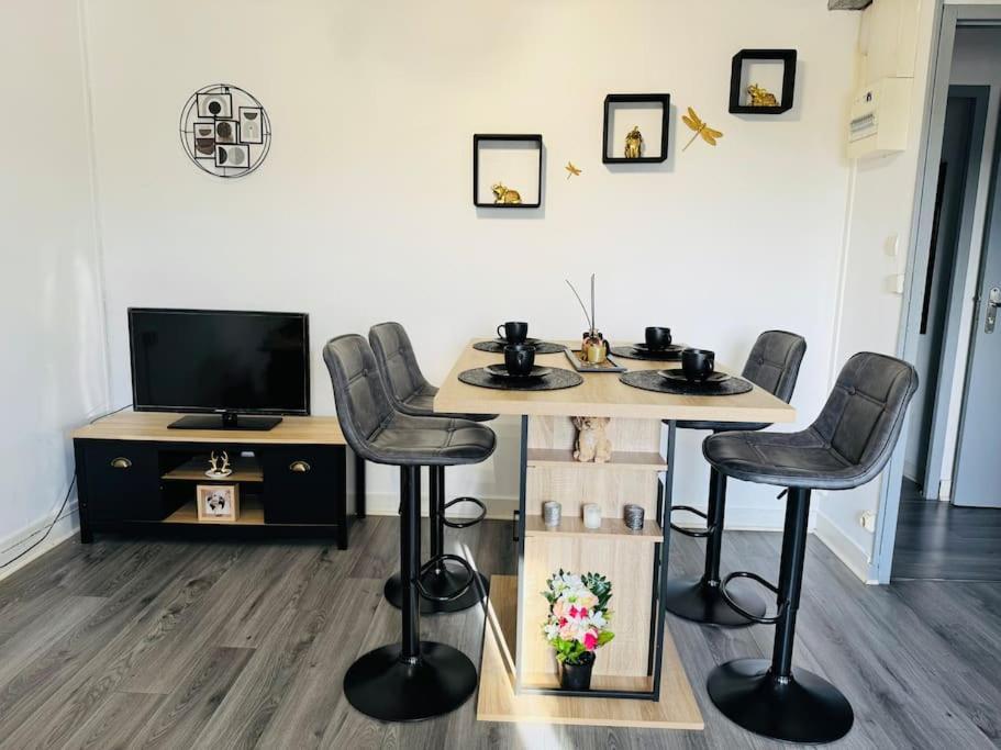 Apartmán Isval Wifi-Hyper Centre Cognac Exteriér fotografie