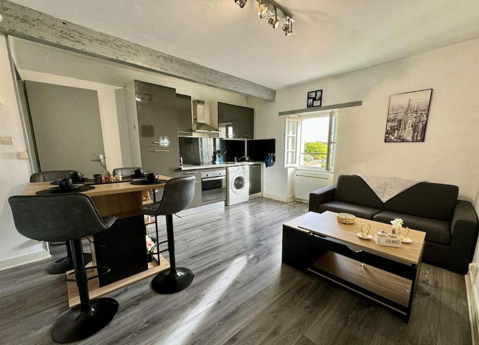 Apartmán Isval Wifi-Hyper Centre Cognac Exteriér fotografie
